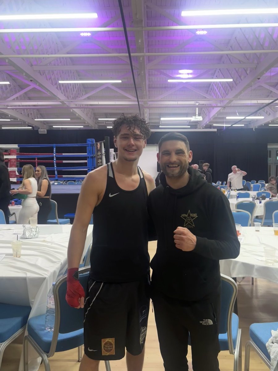 Martin_Gethin's tweet photo. Good stoppage last night listen to instructions and got the win in the 3rd round lovely combo to get the finish. #wildstarabc. @StevenGethin https://t.co/2WbknEv9ET