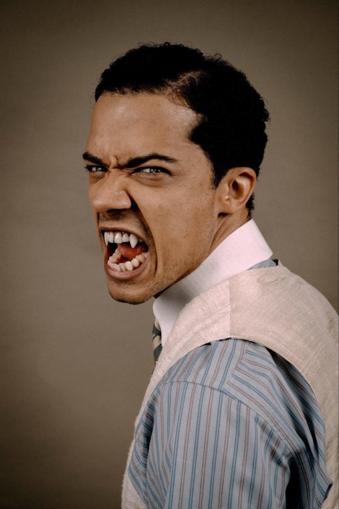 𝐯𝐚𝐧 tweet media