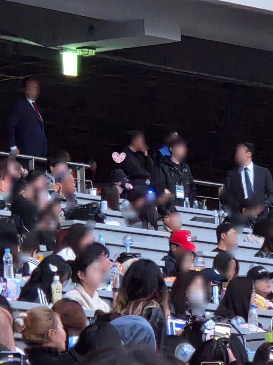 전오누 tweet media