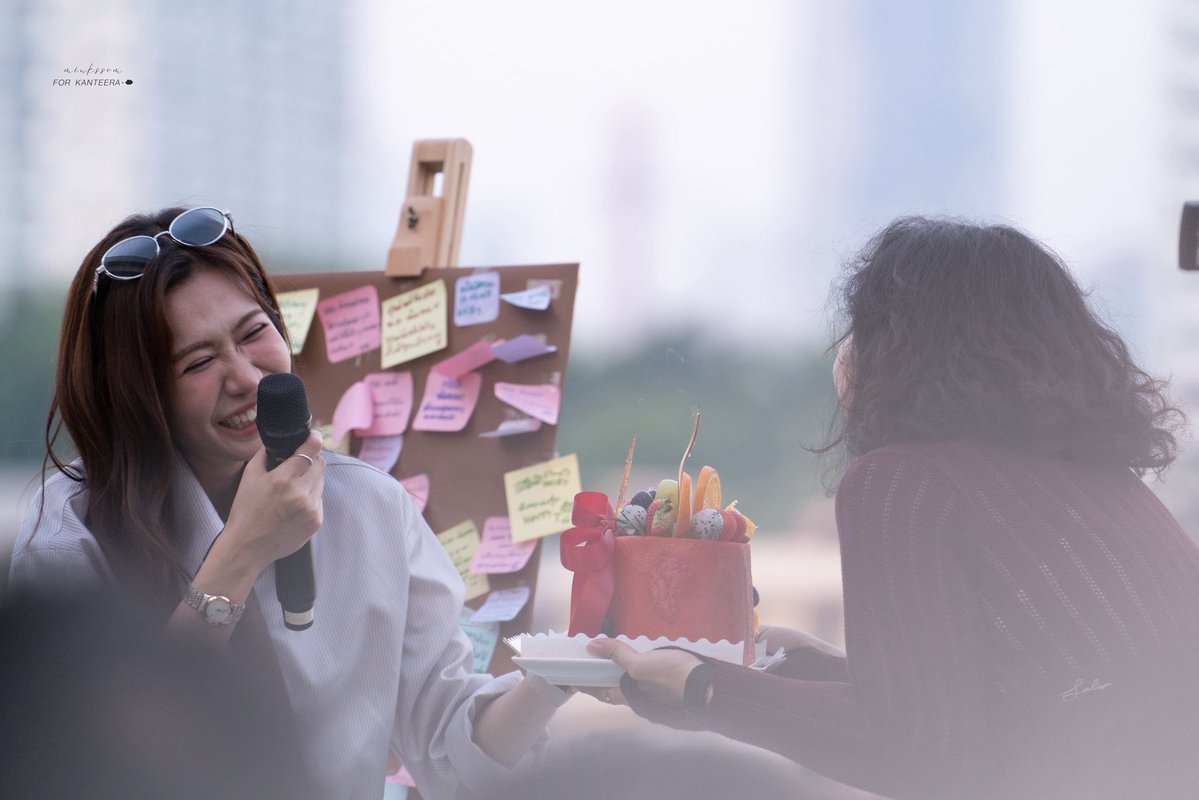 บัตรหนึ่งใบ 🤍 tweet media