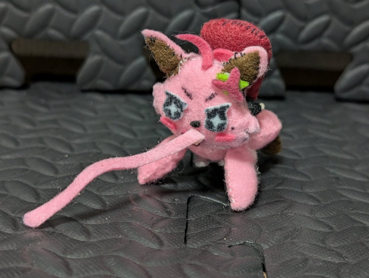 555gh🌽（ファイズ）（挟んでおいたよ、　君は今日からもふもふだ。 ） tweet media