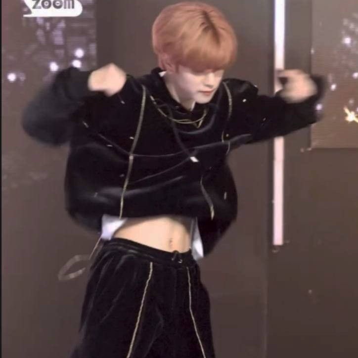 ☃️🥚 tweet media