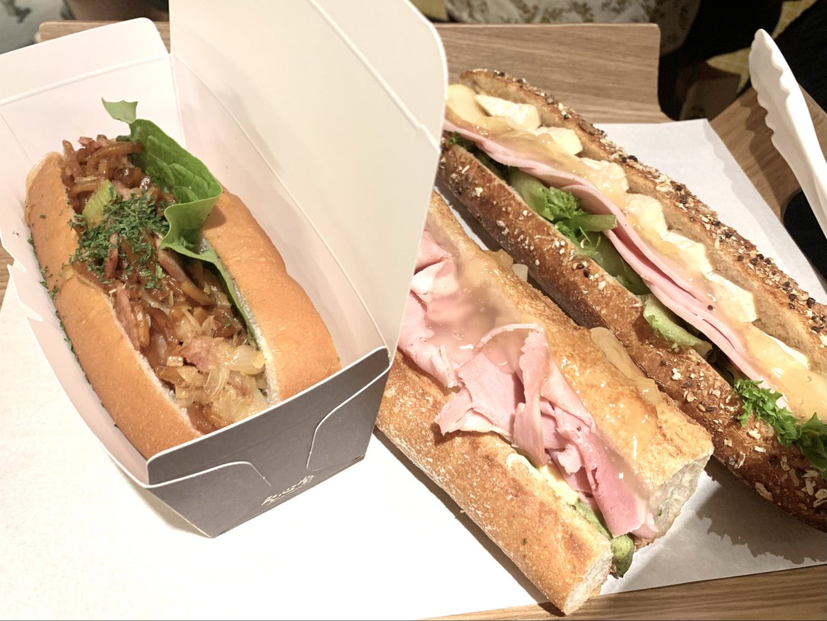 글리띠 tweet media