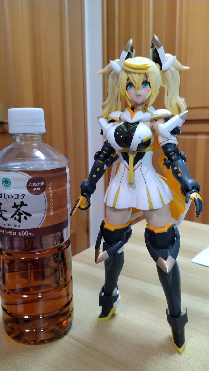 RVR-01=むっは~(=゜ω゜)=3 tweet media