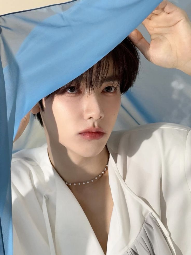 selfolssi ♤ tweet media