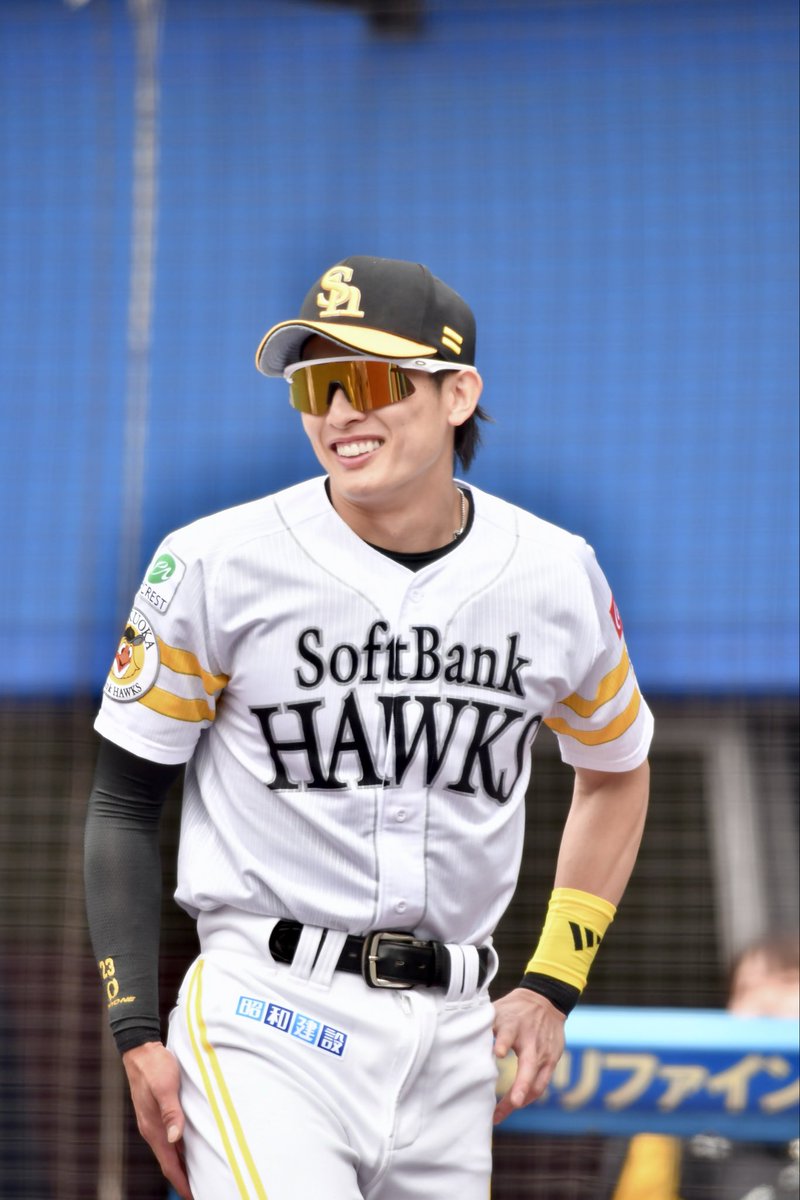 🗓️2026.4.5 ZOZOマリンスタジアム

今日のウキョーさん😁

#sbhawks  ＃ソフトバンクホークス
#周東佑京  選手