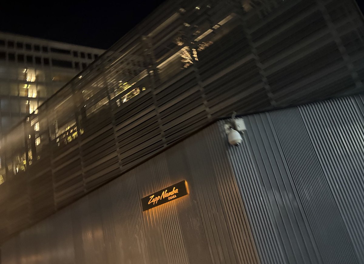 あすきー tweet media