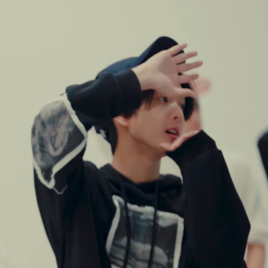 ᵕ̈ มิ้นช้อค 𓏼 𓈒♡ྀི tweet media