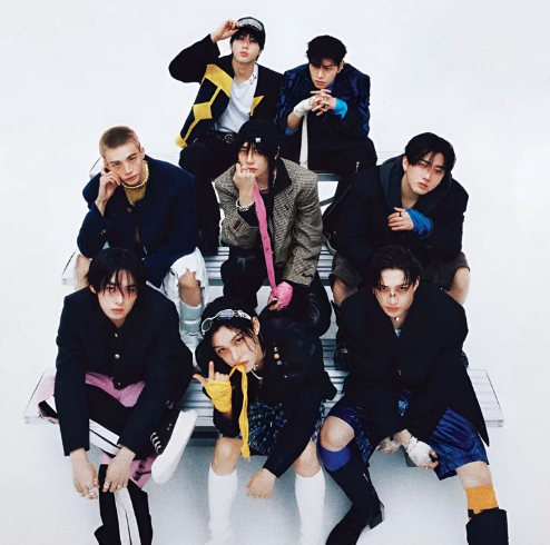 About Music tweet media