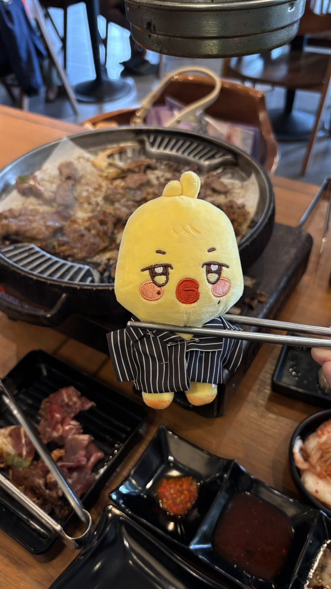 𝓡𝓮𝓽𝓪 ૮⍝• ᴥ •⍝ა tweet media