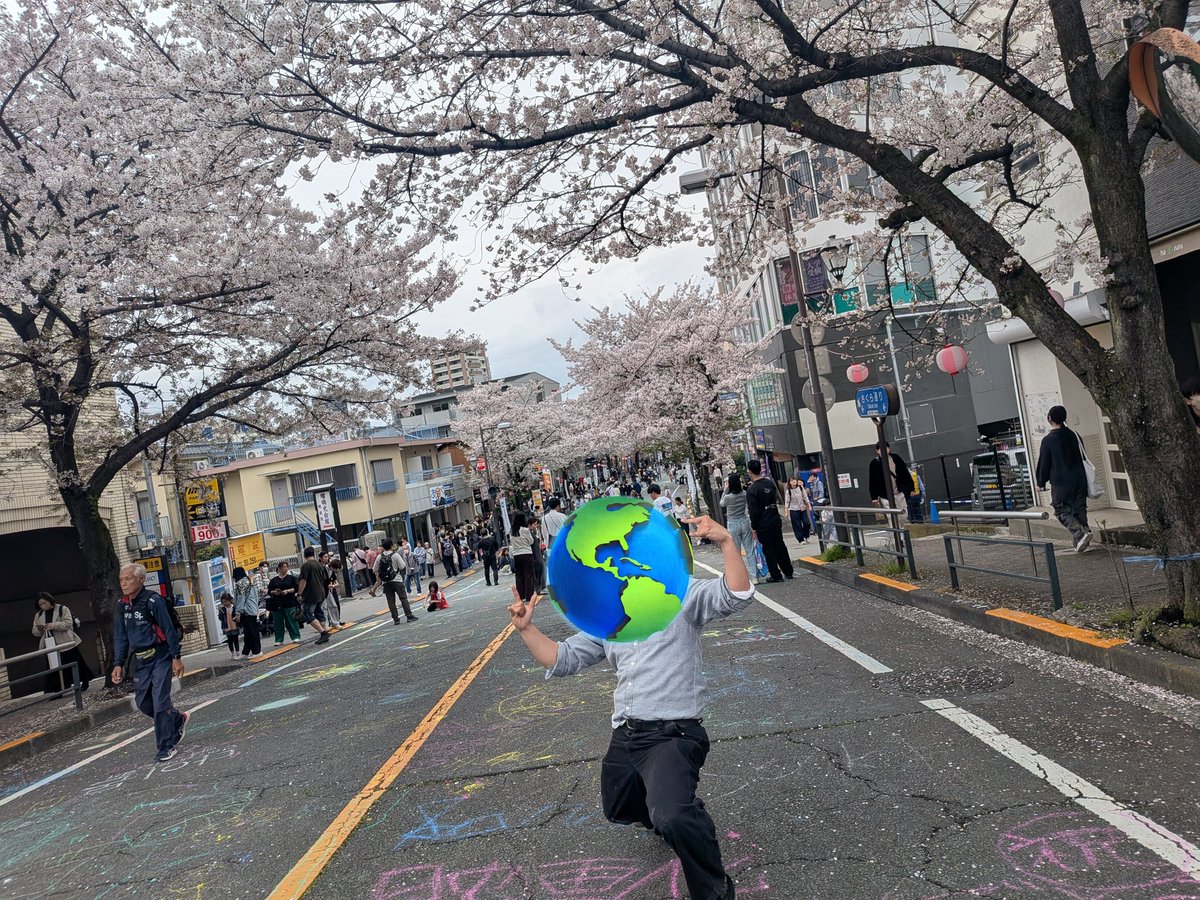 フォルト·ベッカー tweet media