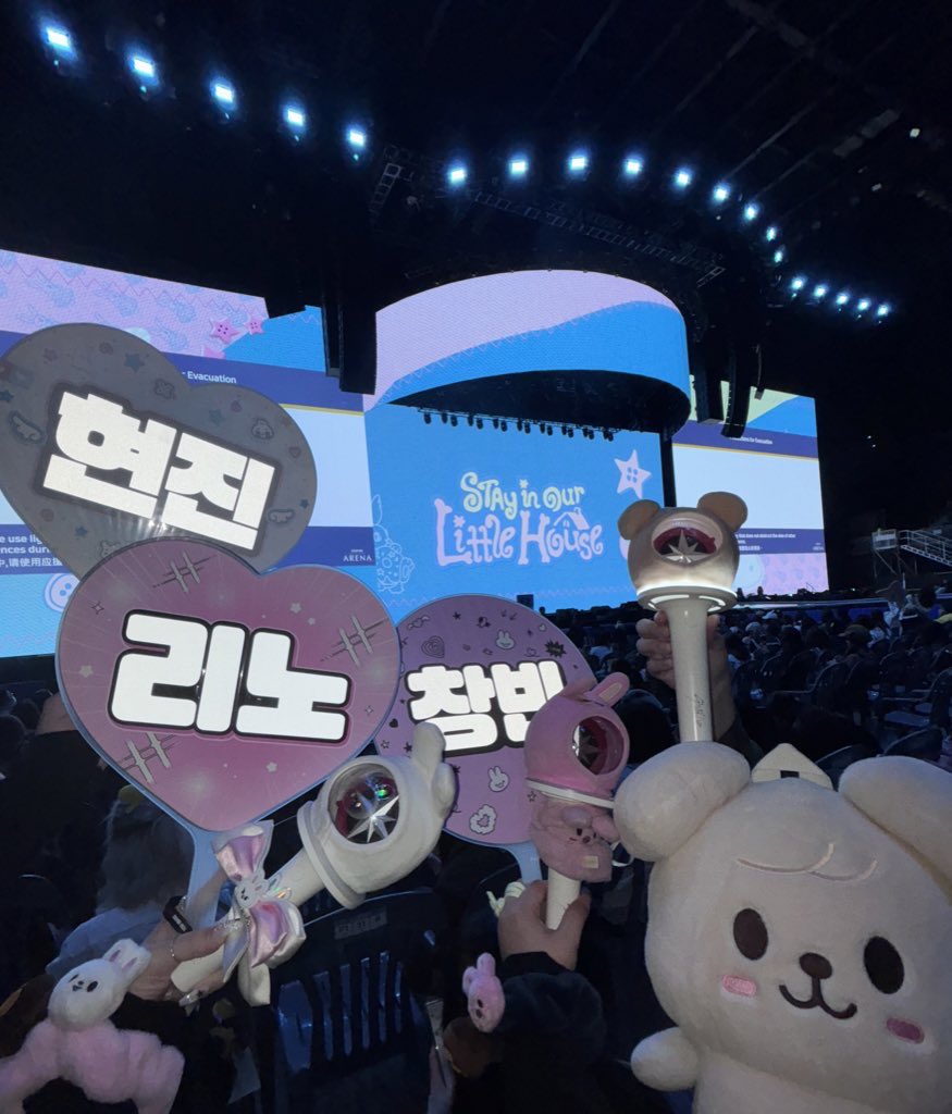 먕 tweet media