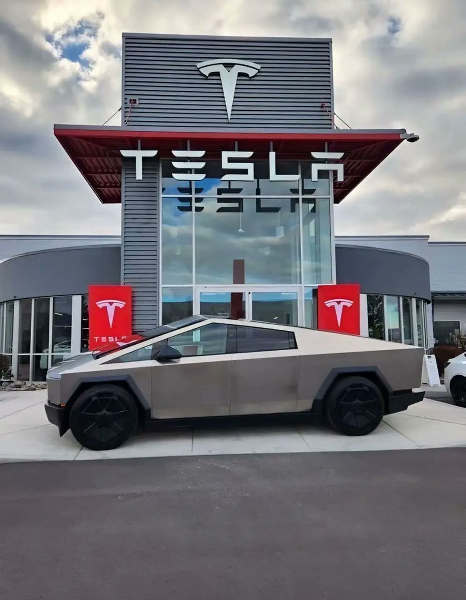 MuskySignals's tweet image. A lot of people watch Tesla…

But very few actually understand where it’s going.

The next few years will surprise many

#techjacket #Elon