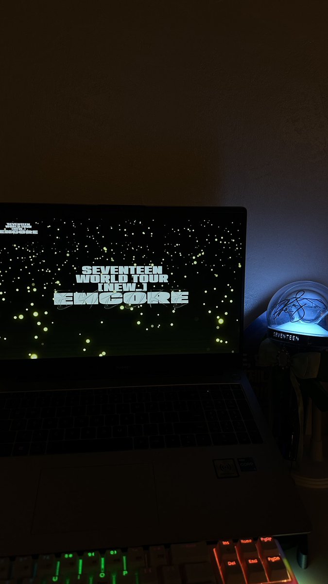 rei ✰ v8 tweet media