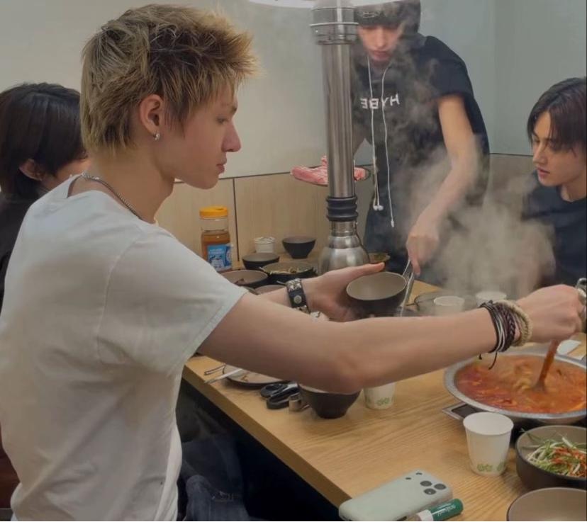 June kriz | forever 7 tweet media