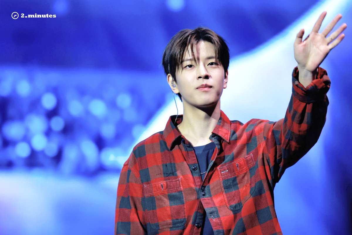 2_minutes tweet media