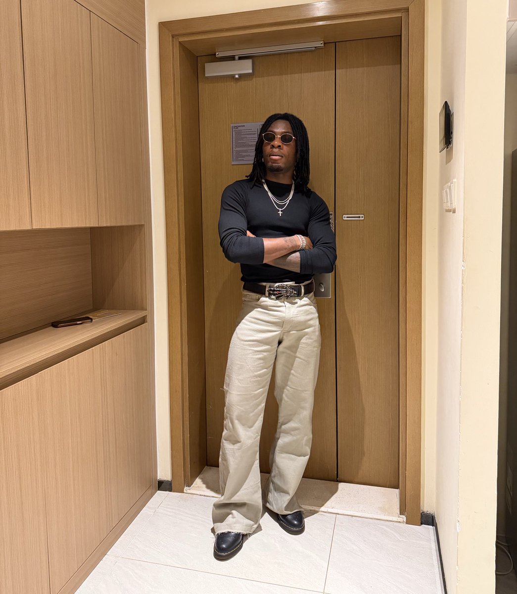 LAVIDA BOY tweet media