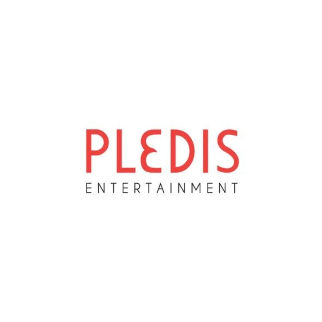 ℹ️ | De acordo com um insider, a formação do novo grupo feminino da PLEDIS já está definida, com 6 trainees.

— As trainees foram enviadas para o exterior e parecem estar bem ocupadas. 👀

Cr.: aerinnn___

#PLEDISNEWGIRLGROUP
#플레디스뉴걸그룹 #PLEDISNGG