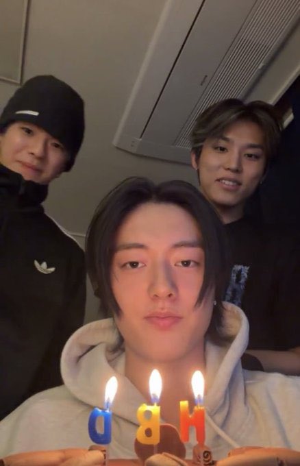 𝐗𝐂 apis loyo tweet media