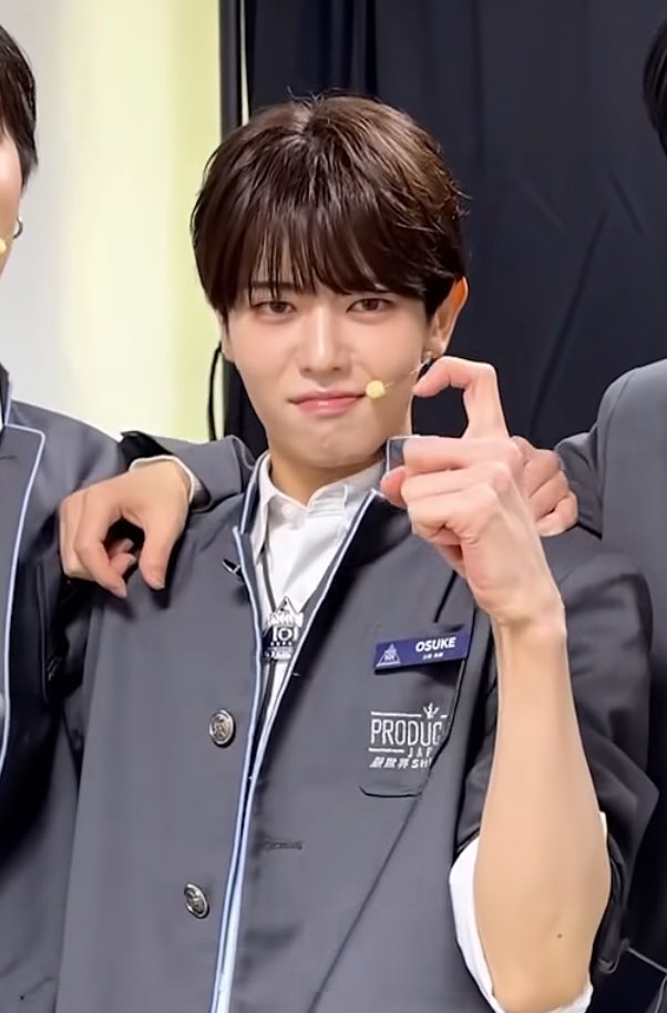 あや修 tweet media