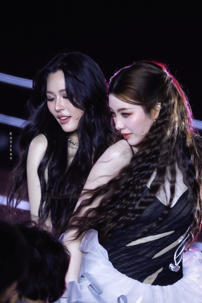 Koiizkao (ก้อยเก้า) tweet media