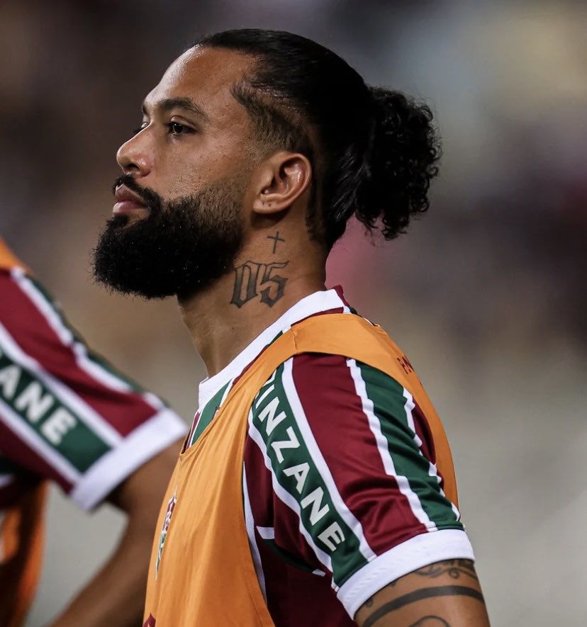 eLLfos 🇭🇺 tweet media