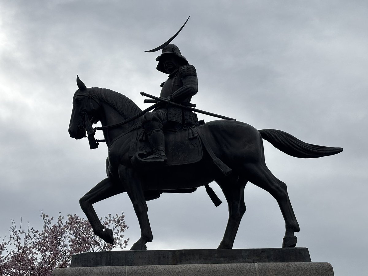 レピシエ＠ペンギン㌠ tweet media