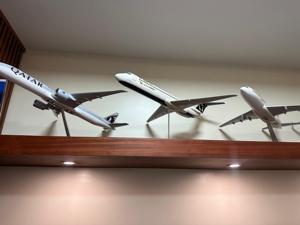 hafithkazibwe's tweet image. Convenience focus;
Skip the airport rush. Karibuni First and Business Class Lounge at Entebbe International gives you priority service, comfortable workspaces, and a calm spot to recharge before takeoff. #Karibuni #EntebbeAirport #GoldenPosts