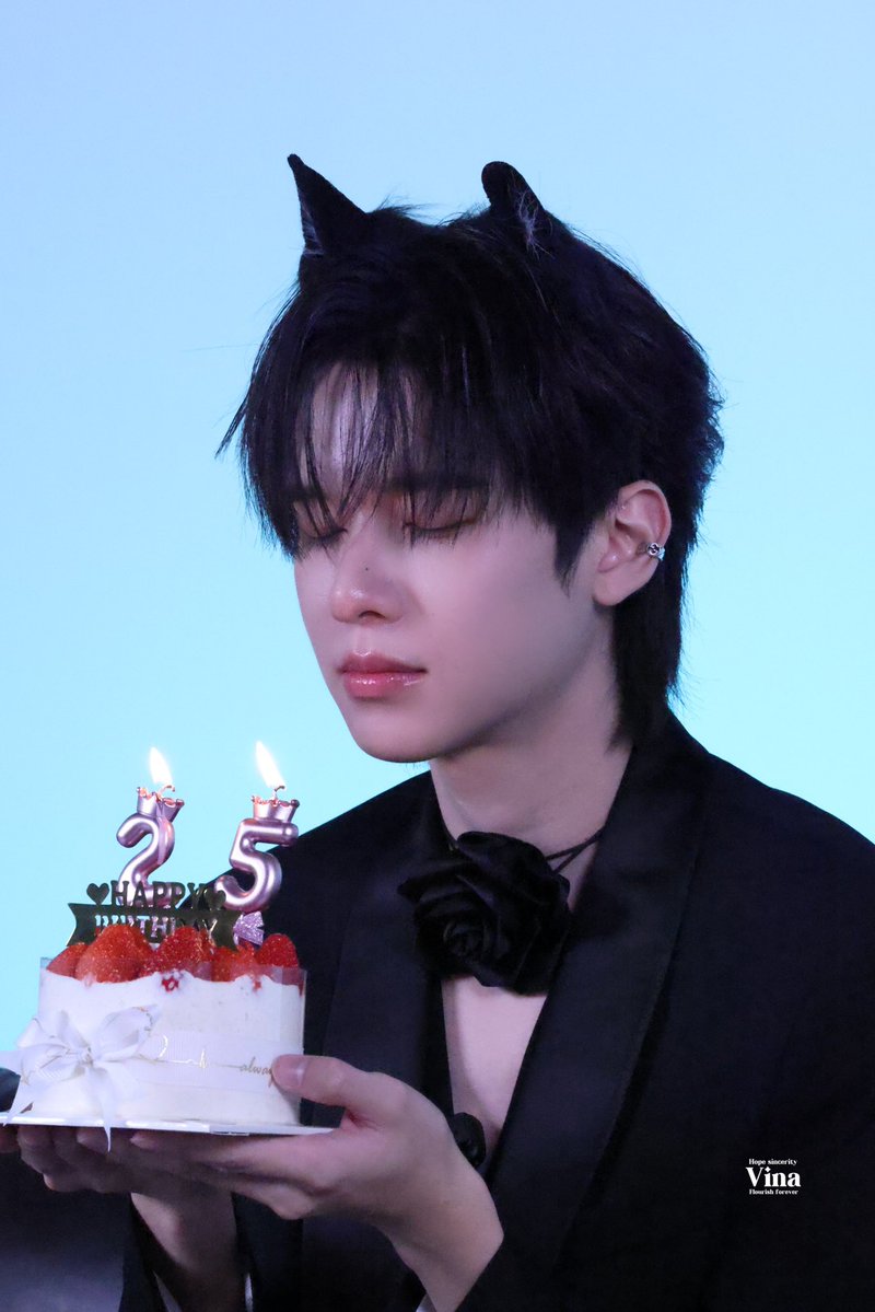 Vina_🎀🍀 tweet media