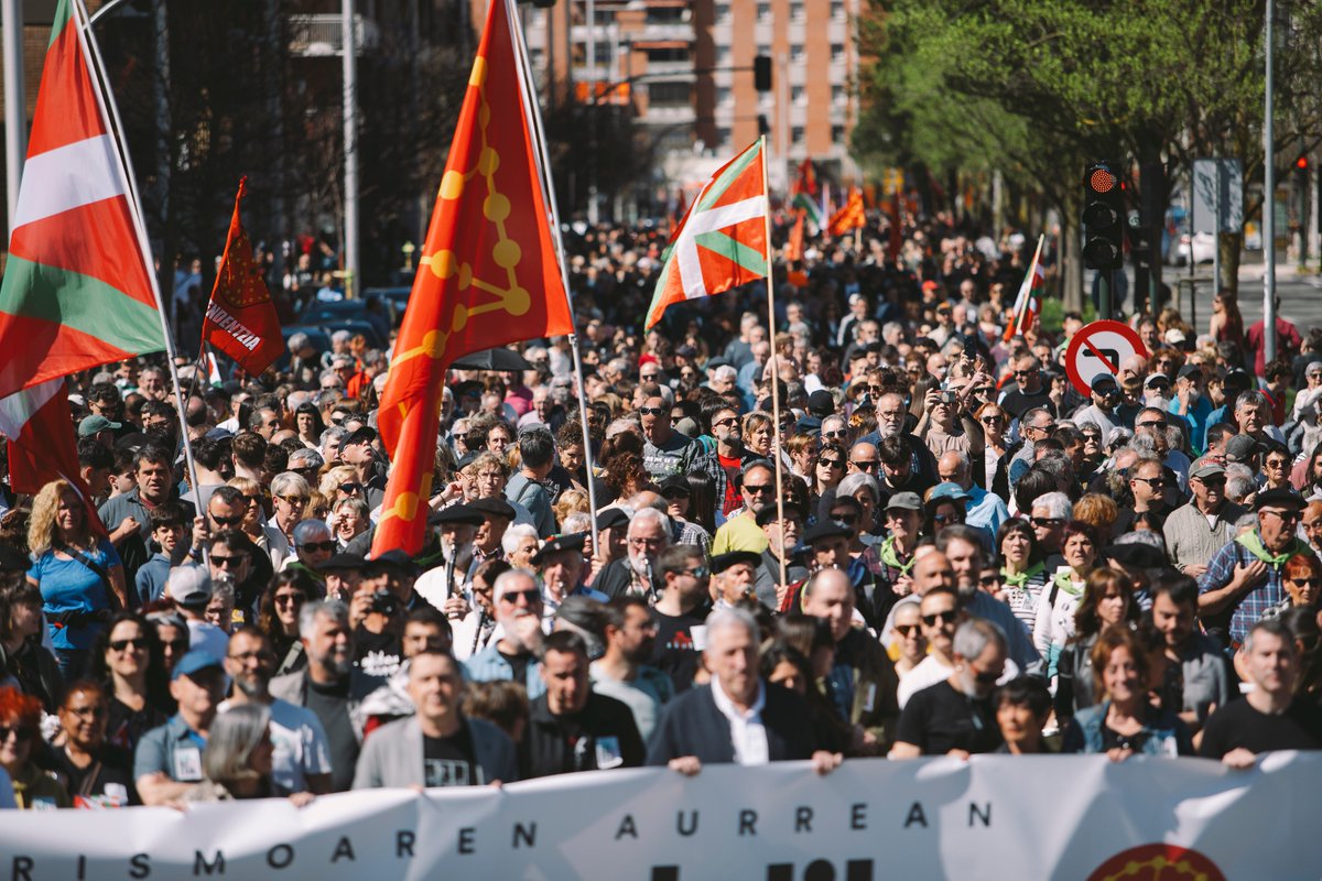 EH Bildu tweet media