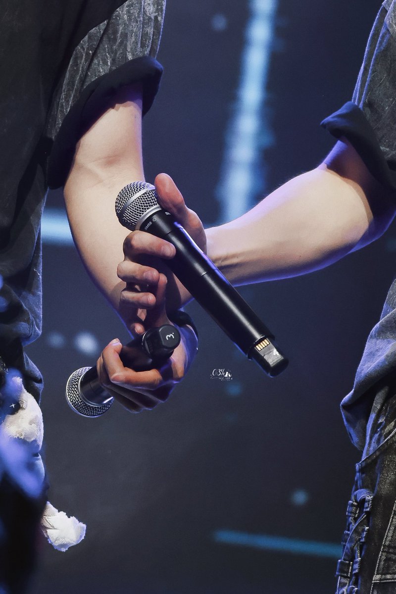 𝟎𝟑%♡ tweet media