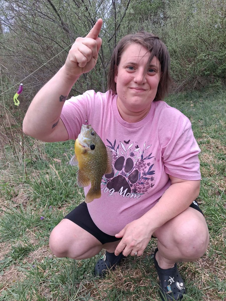 zachoryHatton's tweet image. My fishing queen and my crappie princess