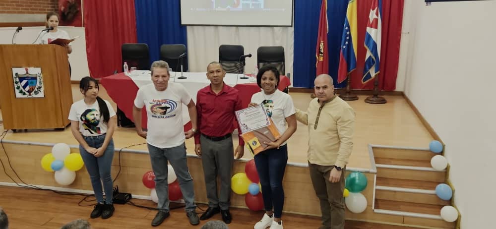 Brigada Médica Cubana en Venezuela tweet media