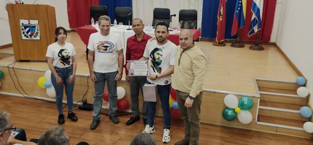 Brigada Médica Cubana en Venezuela tweet media