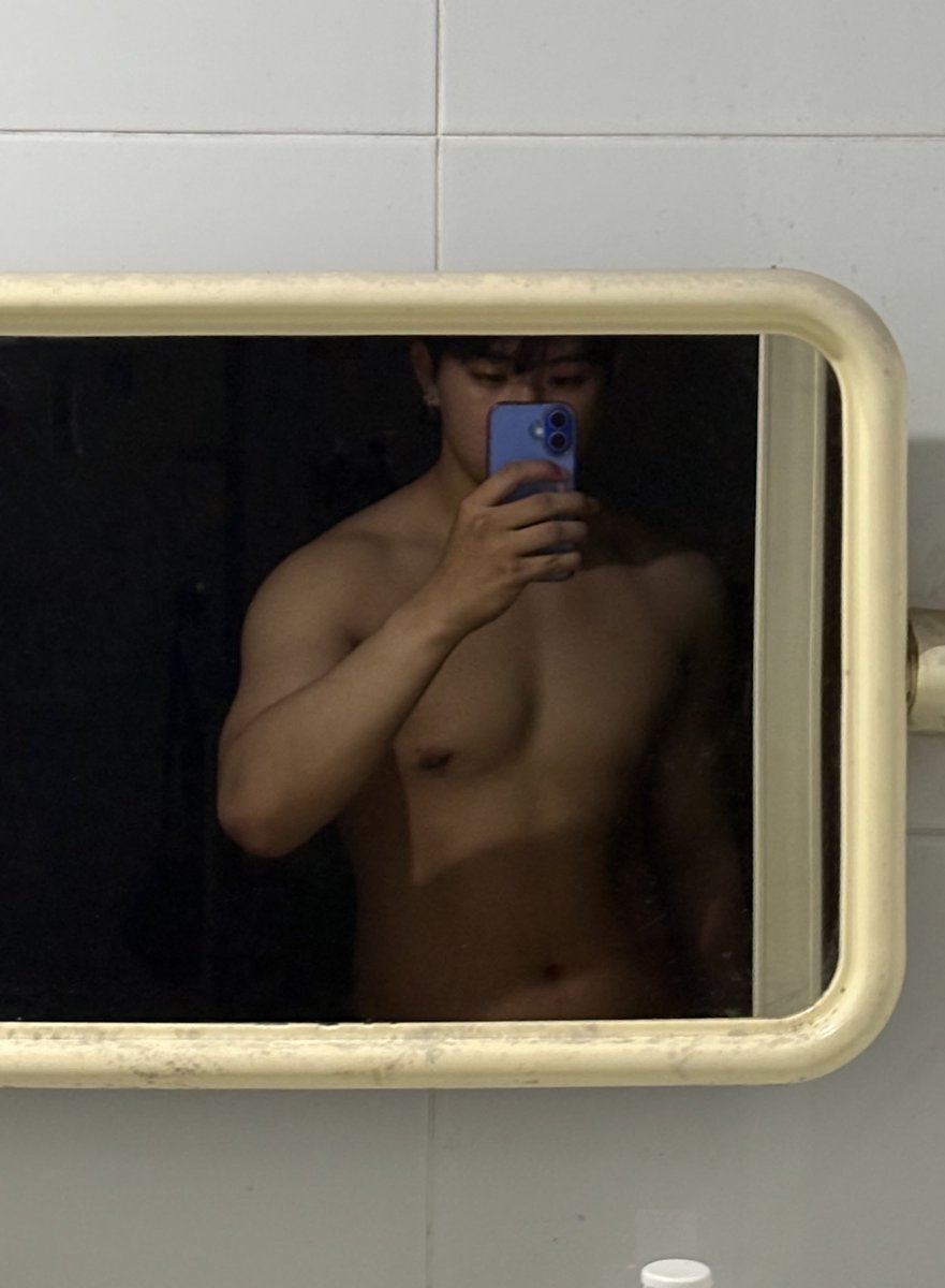 antanninwza007 tweet media