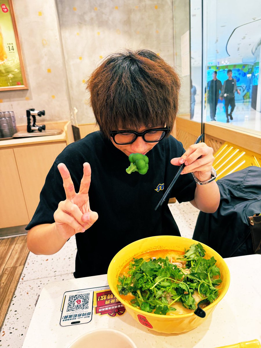 zip.🥸アリーナ着衣待機🐤 tweet media