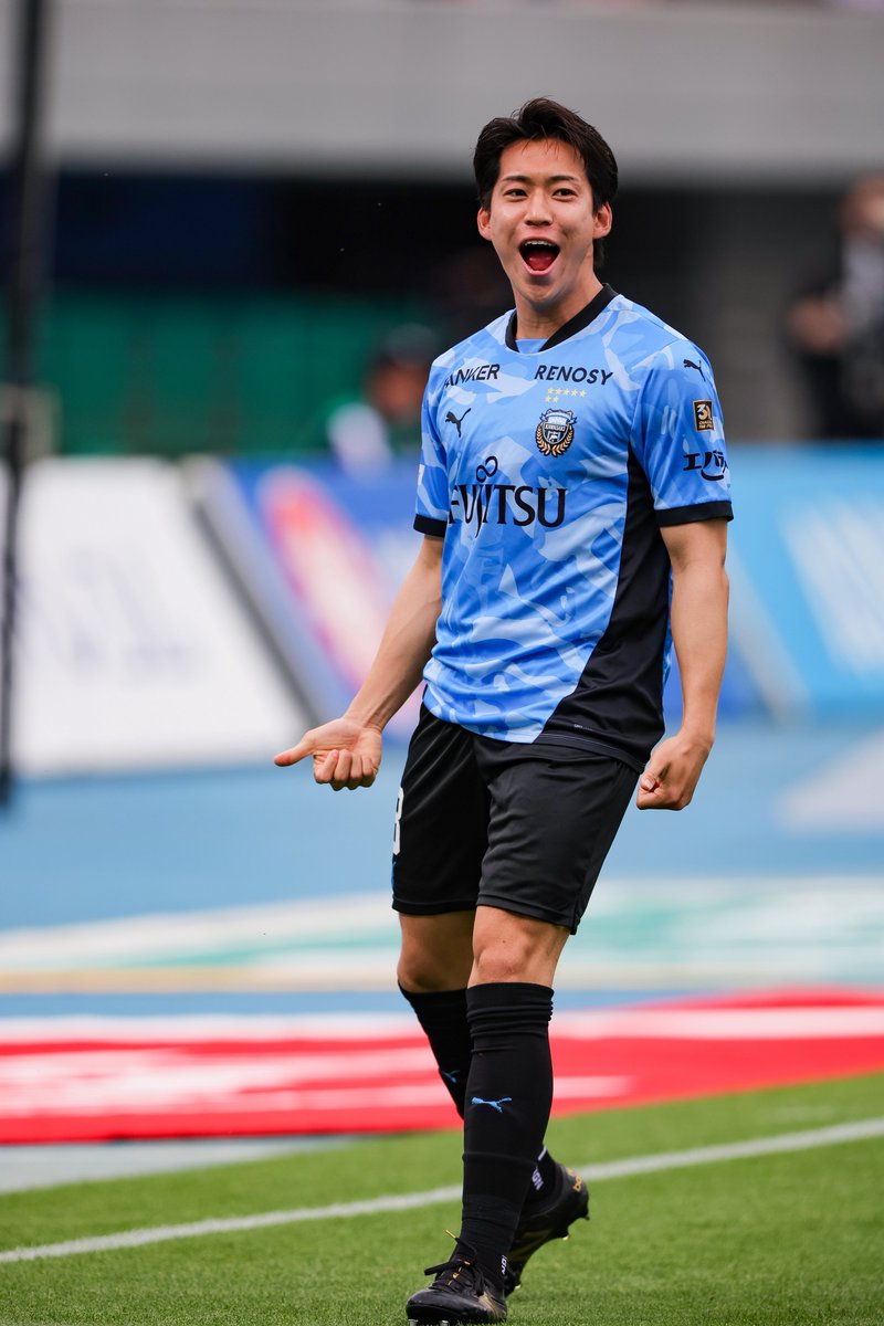 SHIN⚽️🐬📷 tweet media