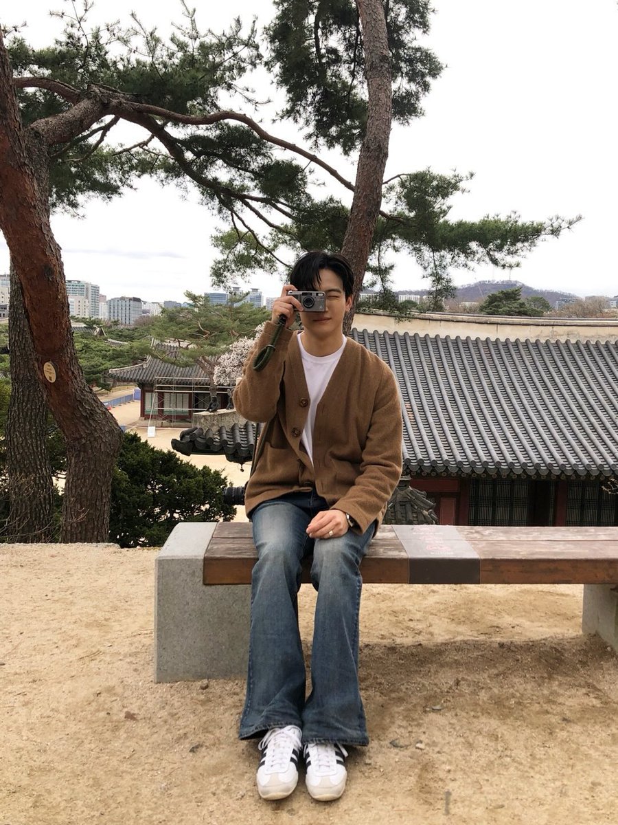 🎄โพลี่ ทาสพ่อแมวตาปิด🐈‍⬛ tweet media