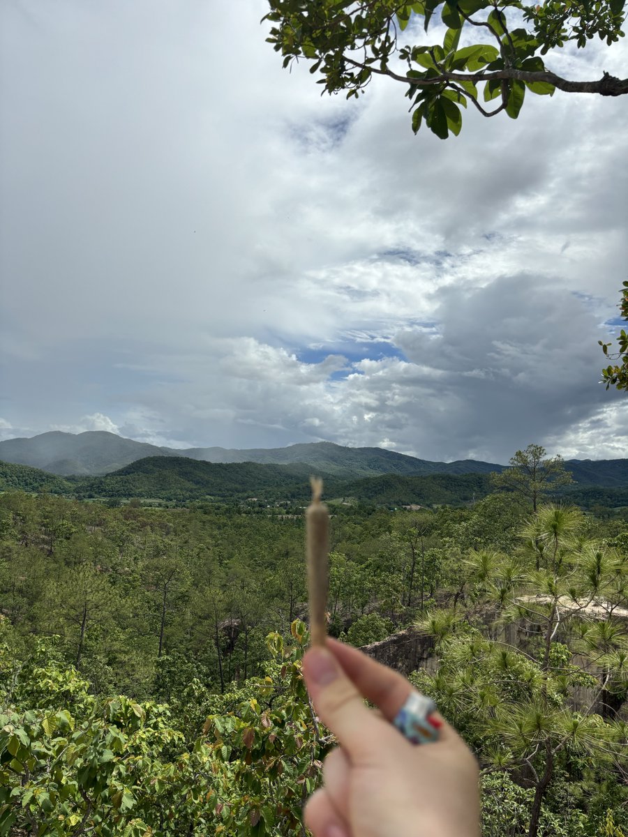 SirZoot420's tweet photo. would you smoke here? 

📍 Pai, Thailand https://t.co/mhXjfI7hYt