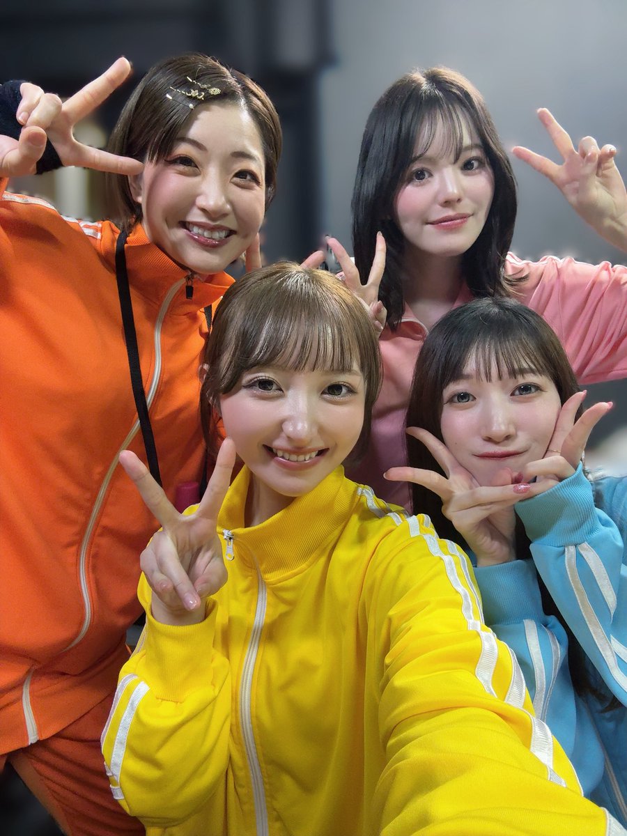 uno_rion's tweet photo. #天竺生地 Vol.26

ご来場いただきありがとうございました！
初の即興劇！！緊張したあ🫨🫨
わたしはポンコツすぎましたが、、笑
先輩方に引っ張っていただき、みなさまがあたたかく見守って下さったおかげで楽しい時間になりました！

ひさびさに会えてお話もできてうれしかった🫶🏻
また会いましょう♡ https://t.co/KV1ODUGuuB
