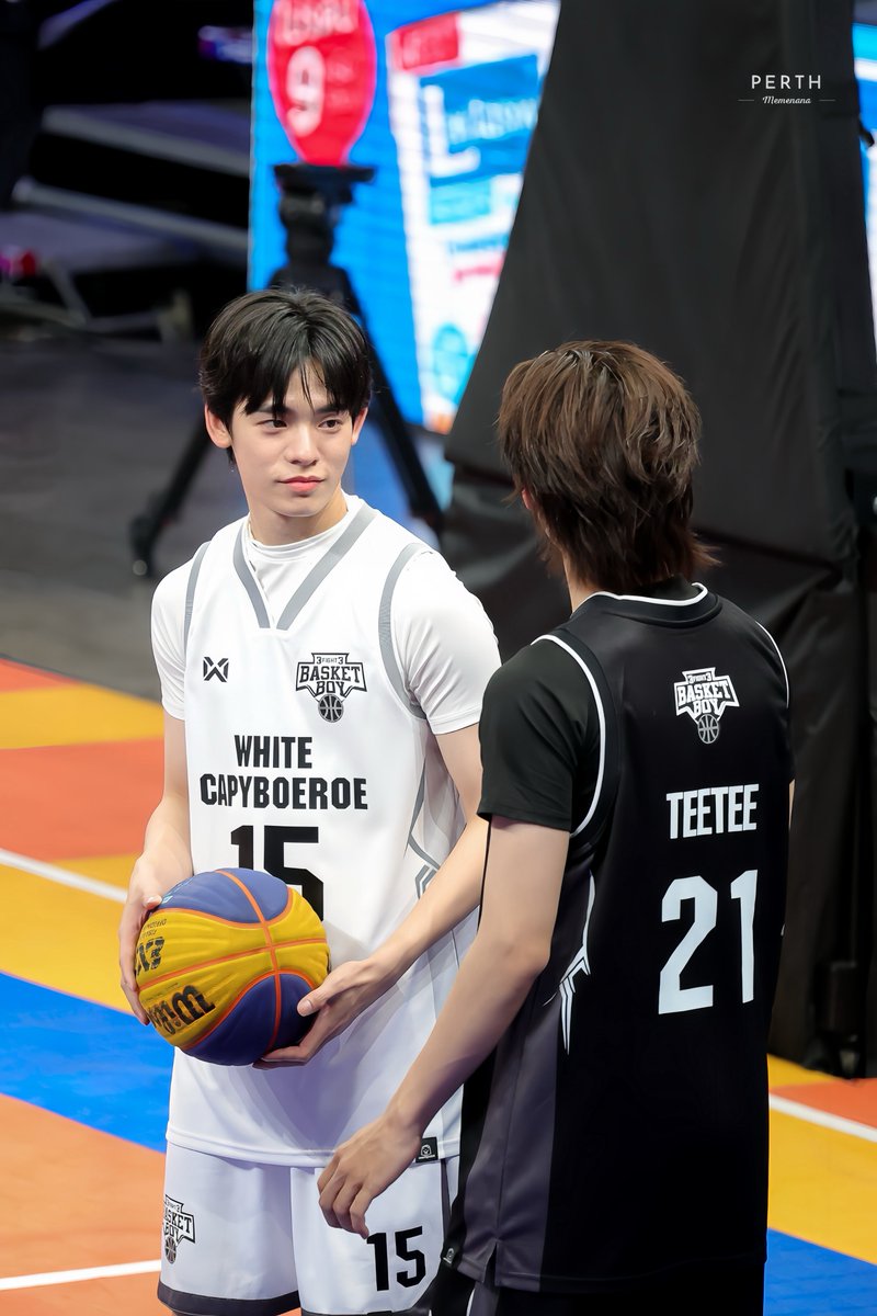 PerthMemenana tweet media