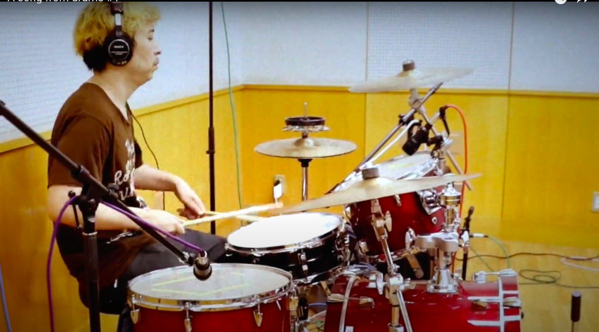 Molice_News's tweet photo. 🥁 Paro goes solo! Drum session magic happening here:
 🎥 https://t.co/3RHTEOFhBs
#DrummerLife #JPostPunk https://t.co/Z9nDI1rYE6