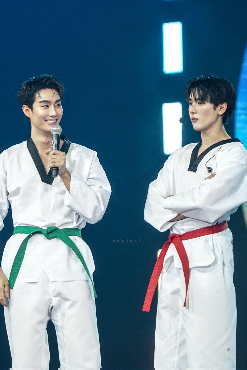 🦊🍅หมากระป๋องตราเขือเทศ🍅🦊 tweet media