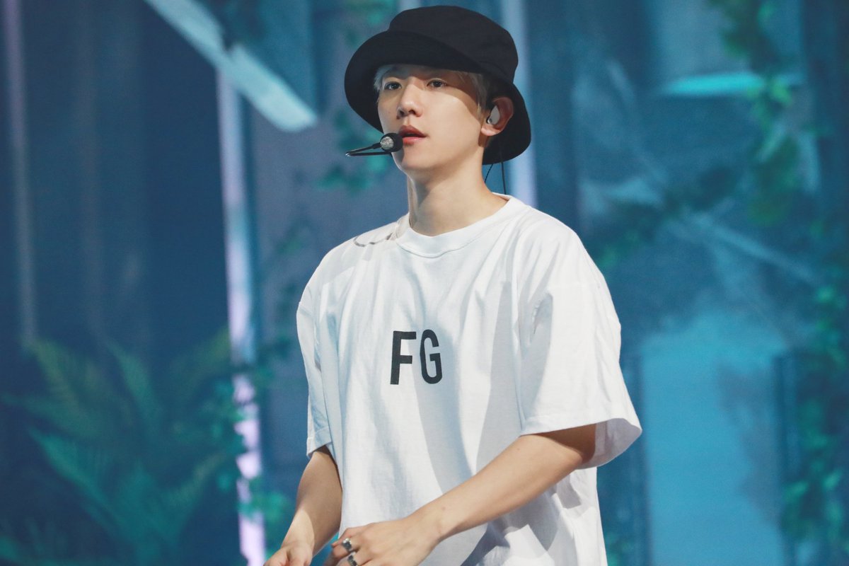 exoticostw's tweet photo. Rehearsal of #ππΏπΰΎπhππππ°πΆπ΄ πΈ
#EXO #μμ #WeAreOneRP #EXOonearewe #OBSESSION #EXODEUX #CLYDE #λ°±ν https://t.co/3kZuIUyY17