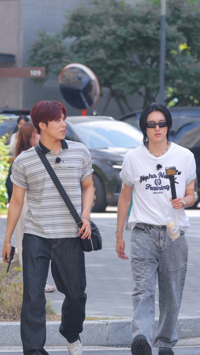 Night4ower tweet media