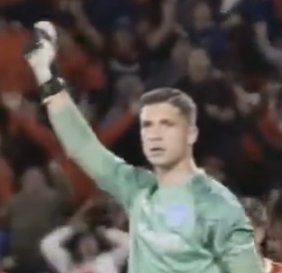 Nelson Lafit tweet media