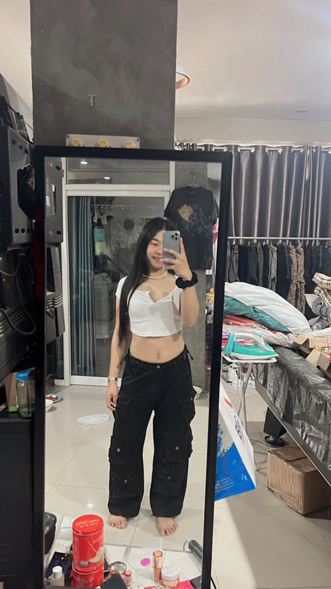 ชบาชบา tweet media