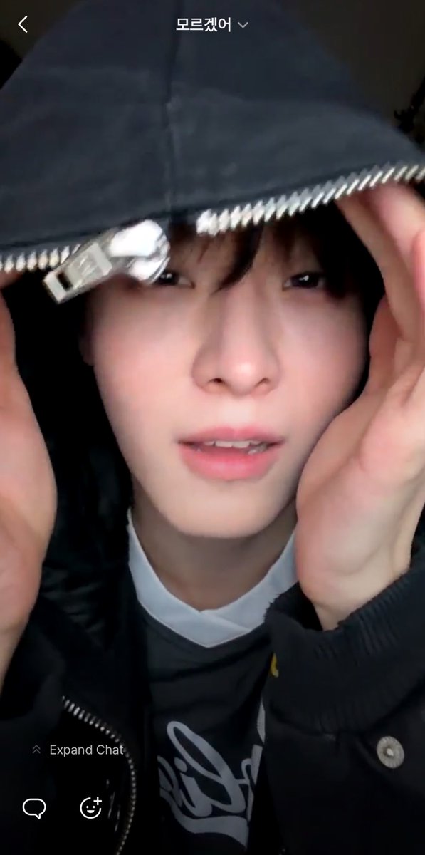 Kansaa🧸☾ tweet media