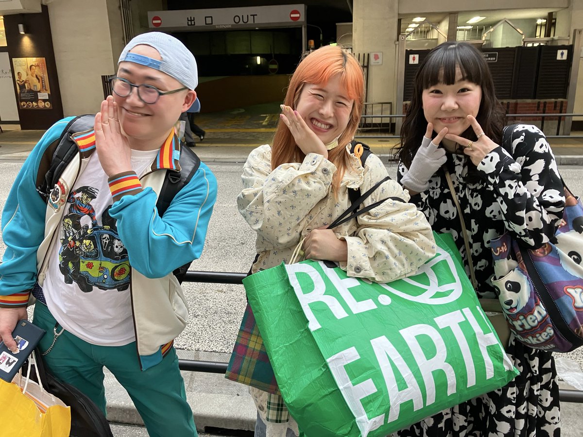 小猿、首領猿ライブ🐒
とりちゃんとはまこさん、テラこさん
