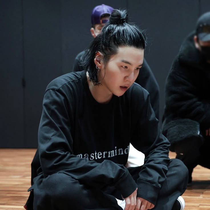 vee⁷ 🎸 tweet media